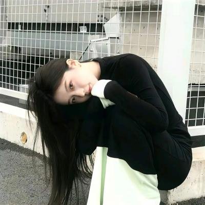如蝶翩翩
